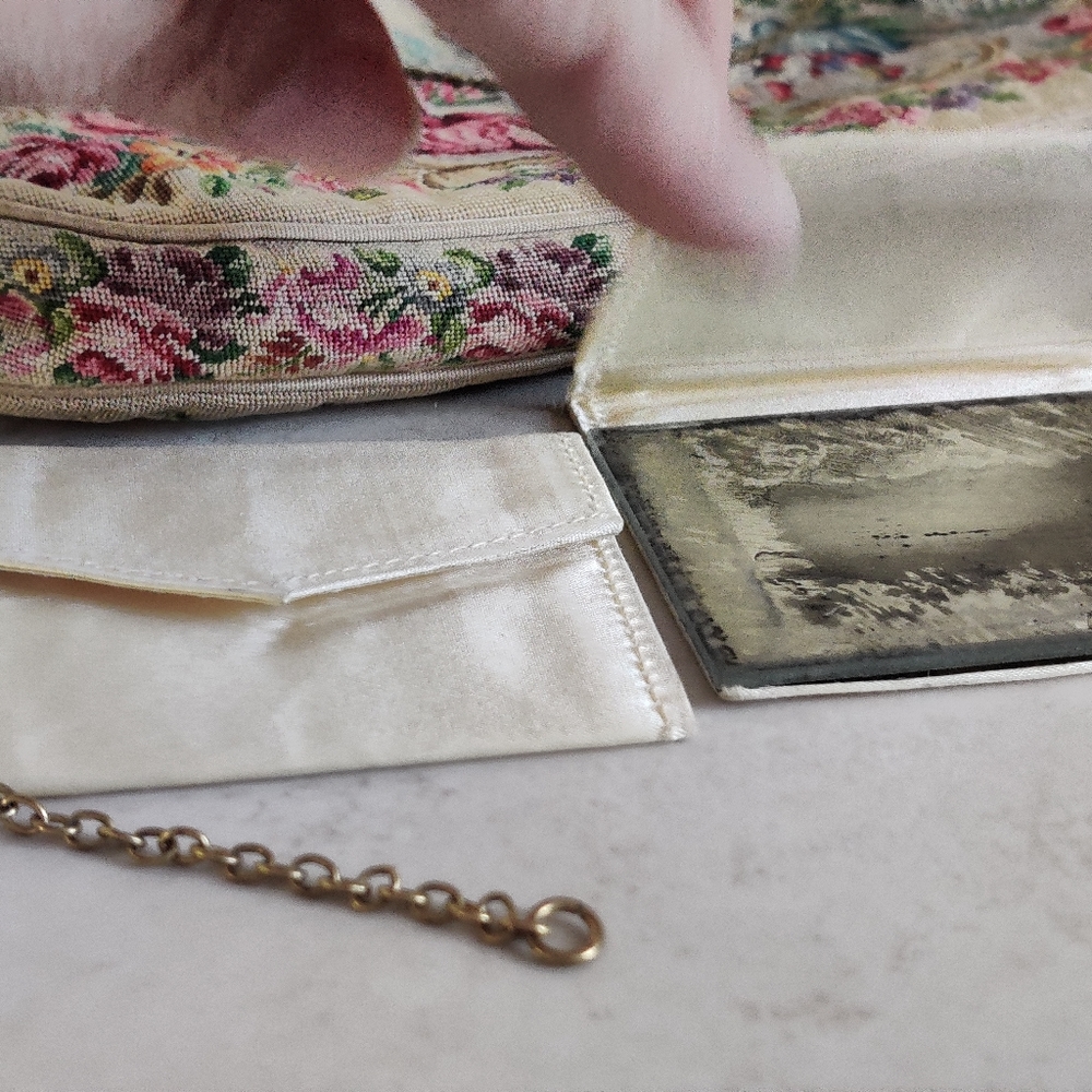 Antique Morabito France Petit Point Hand Embroidered Evening Bag Clutch - Picture 7 of 16